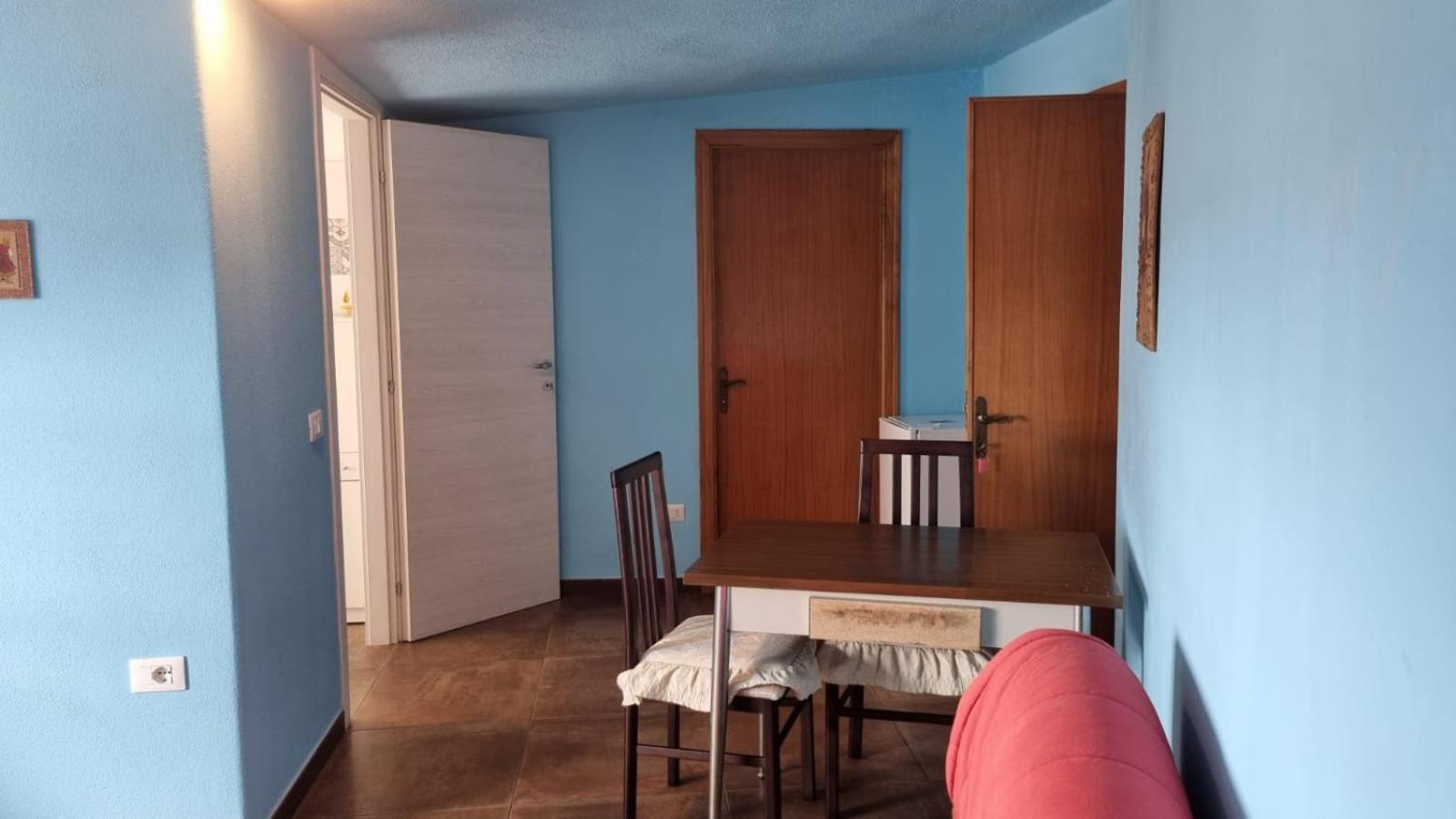 Casa Ombrina Apartment Orosei Ruang foto